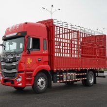 江淮格尔发A5X中卡 220马力4X2 6.8米高栏载货车，高效运输的可靠伙伴